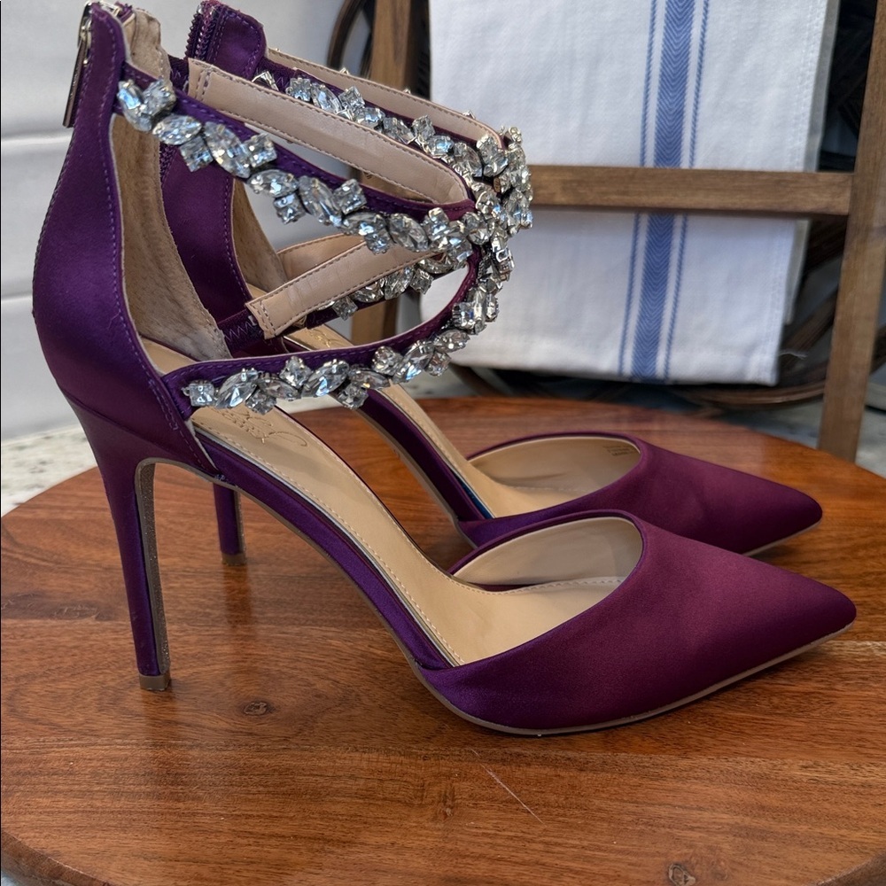 Jewel Badgley Mischka Robles Crystal Embellished Heels - Picture 6 of 9